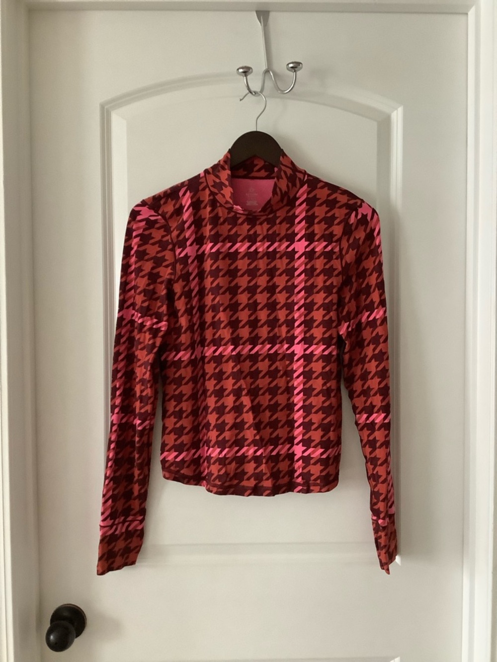 Long-Sleeve Houndstooth Top in Pink and Brown